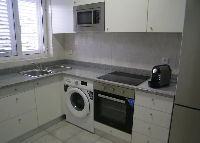 House In Quiet Place, Free Parking Hébergement de vacances