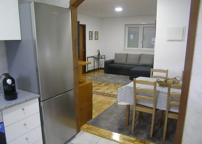 House In Quiet Place, Free Parking Sao Roque (Aveiro)